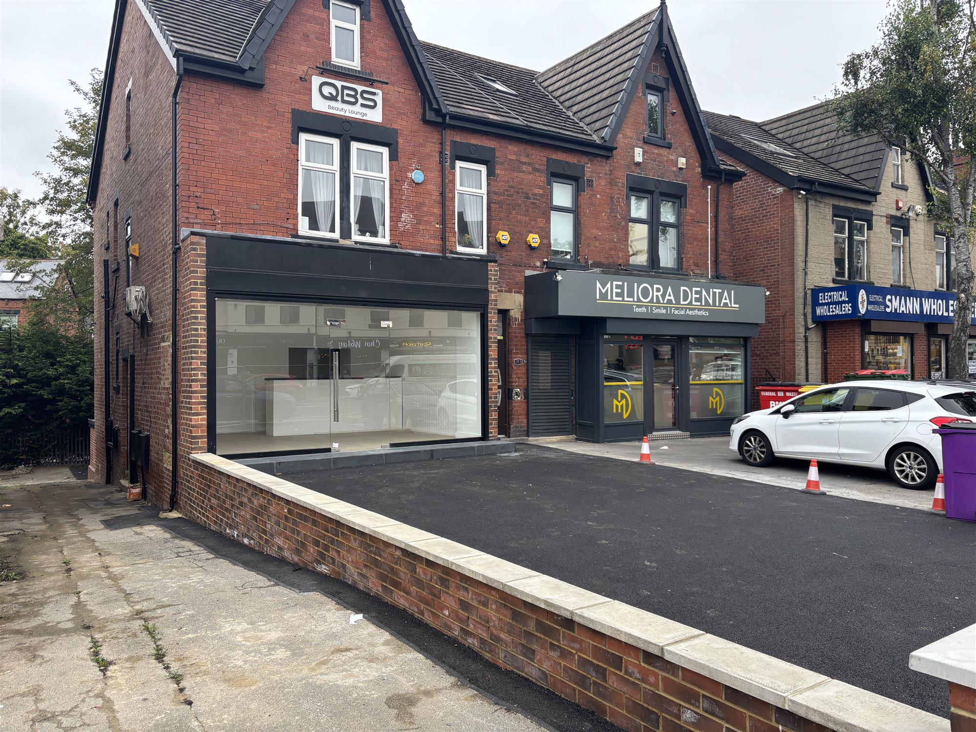 FULLY REFURBISHED VACANT UNIT WITH HOT FOOD PLANNING