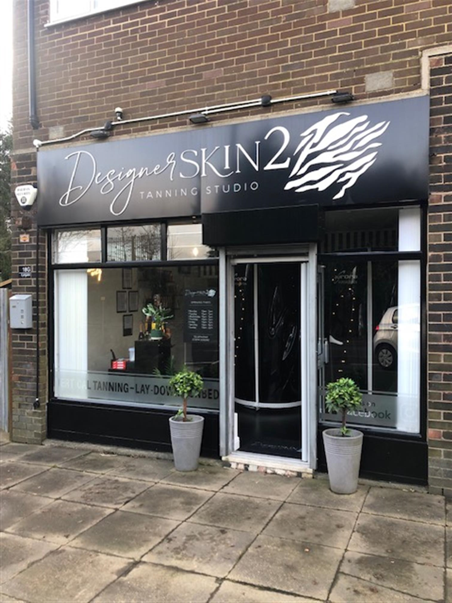 TANNING STUDIO