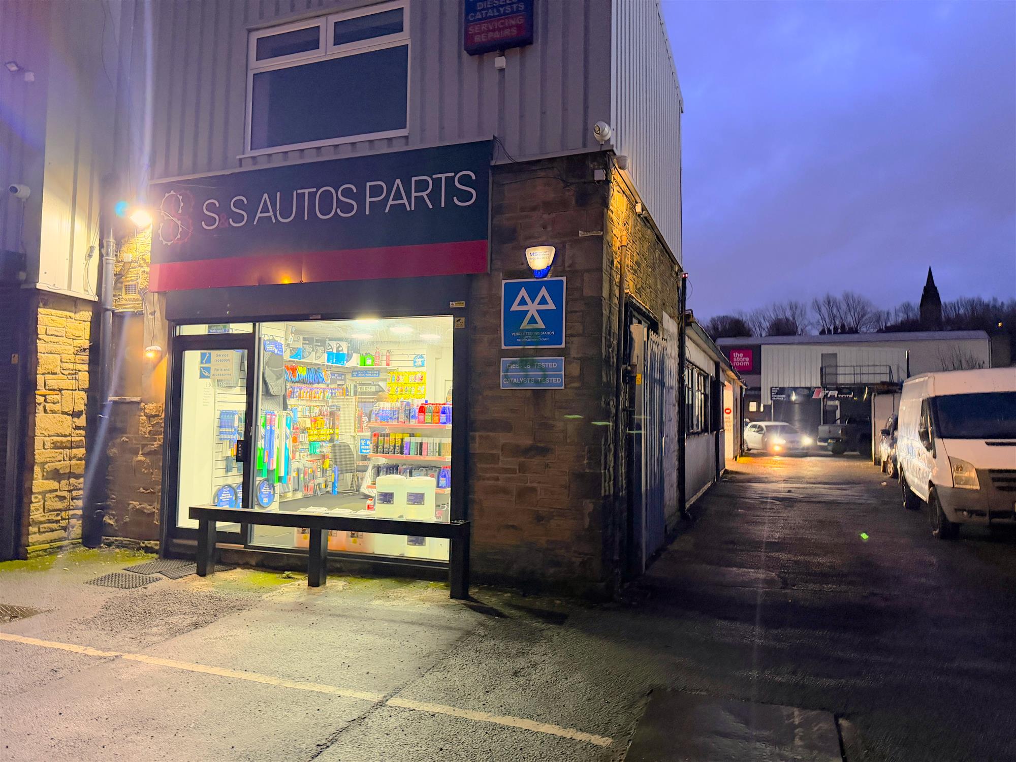 GARAGE SERVICE, REPAIR, MOT AND SPARES
