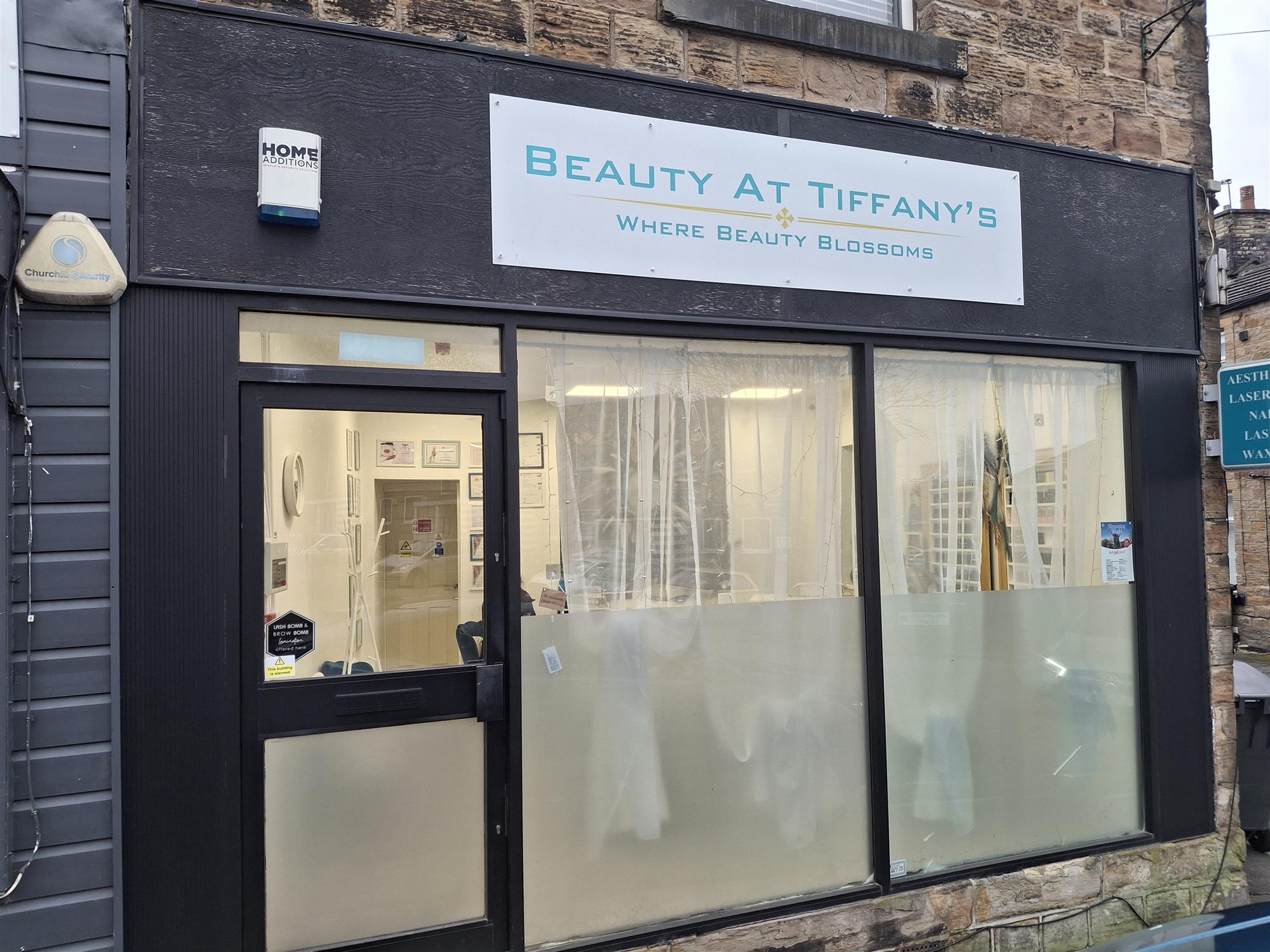 ELEGANT BEAUTY STUDIO