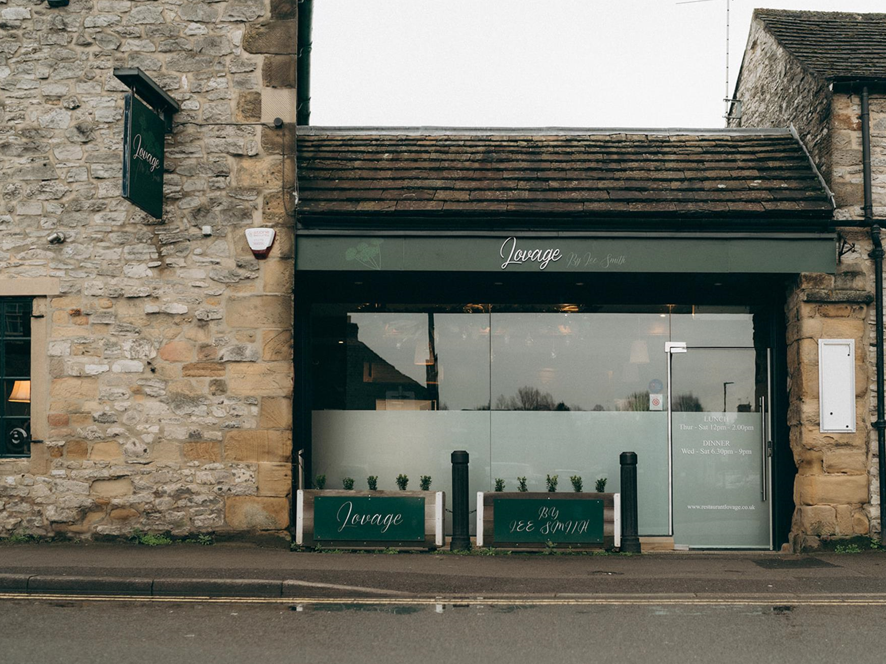 AWARD WINNING RESTAURANT AND DAYTIME CAFE / COFFEE SHOP